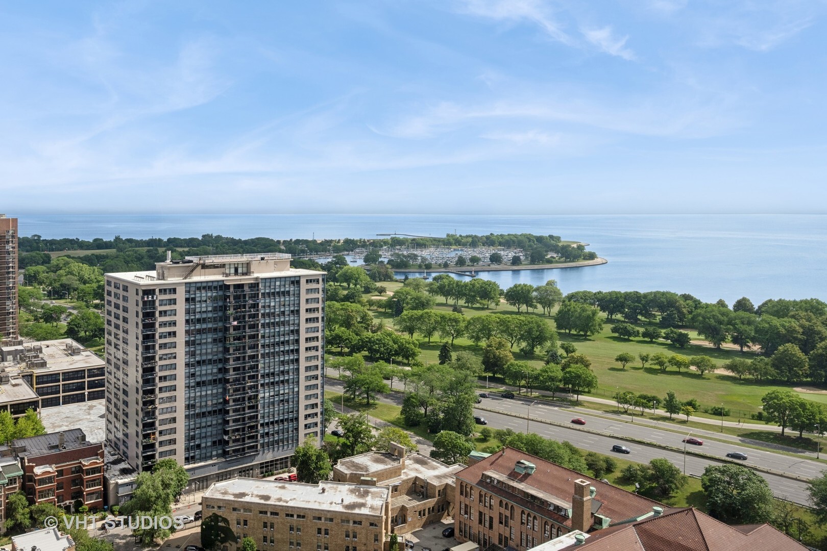 Property Photo:  655 W Irving Park Road 2608  IL 60613 