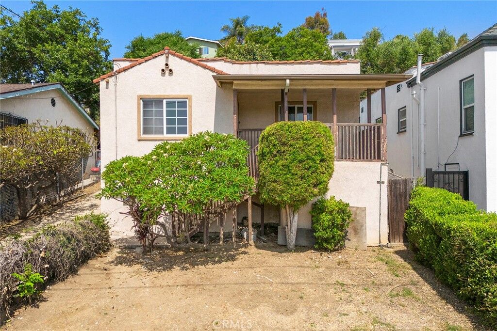 Property Photo:  1149 N Hazard Ave  CA 90063 