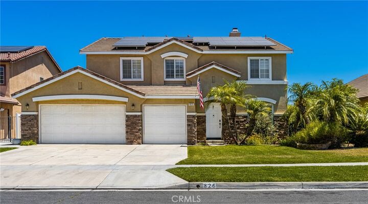 Property Photo:  825 Derby Street  CA 92882 