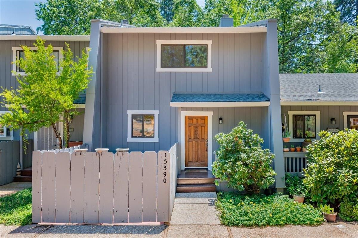Property Photo: 15390 Kingsbury Circle CA 95949