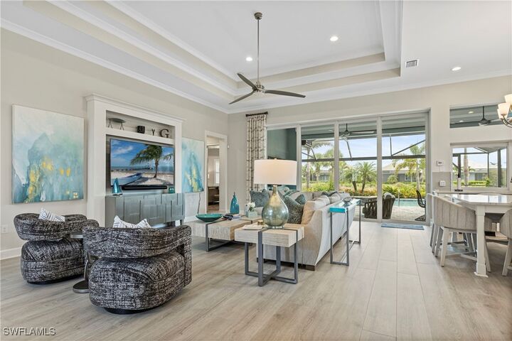 Property Photo: 5771 Clarendon Drive FL 34113