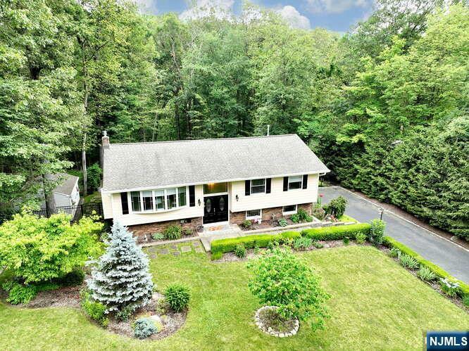 110 Fieldstone Drive  Ringwood NJ 07456 photo