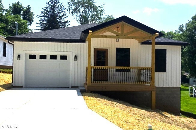 Property Photo:  1404 15th Street  WV 26105 