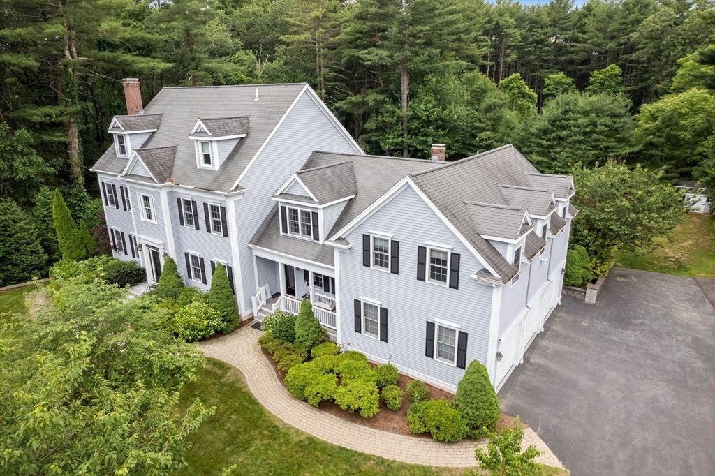 Property Photo:  3 Jennison Circle  MA 01760 