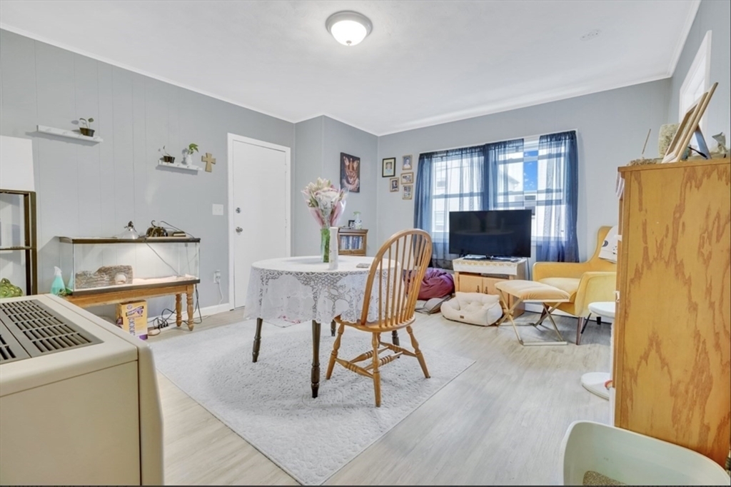 Property Photo: 17 Canonicus MA 02724