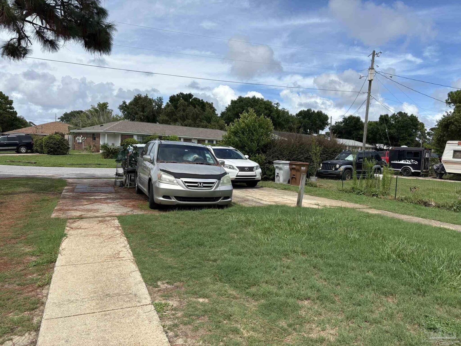 Property Photo: 3405 Green Briar Cir FL 32563