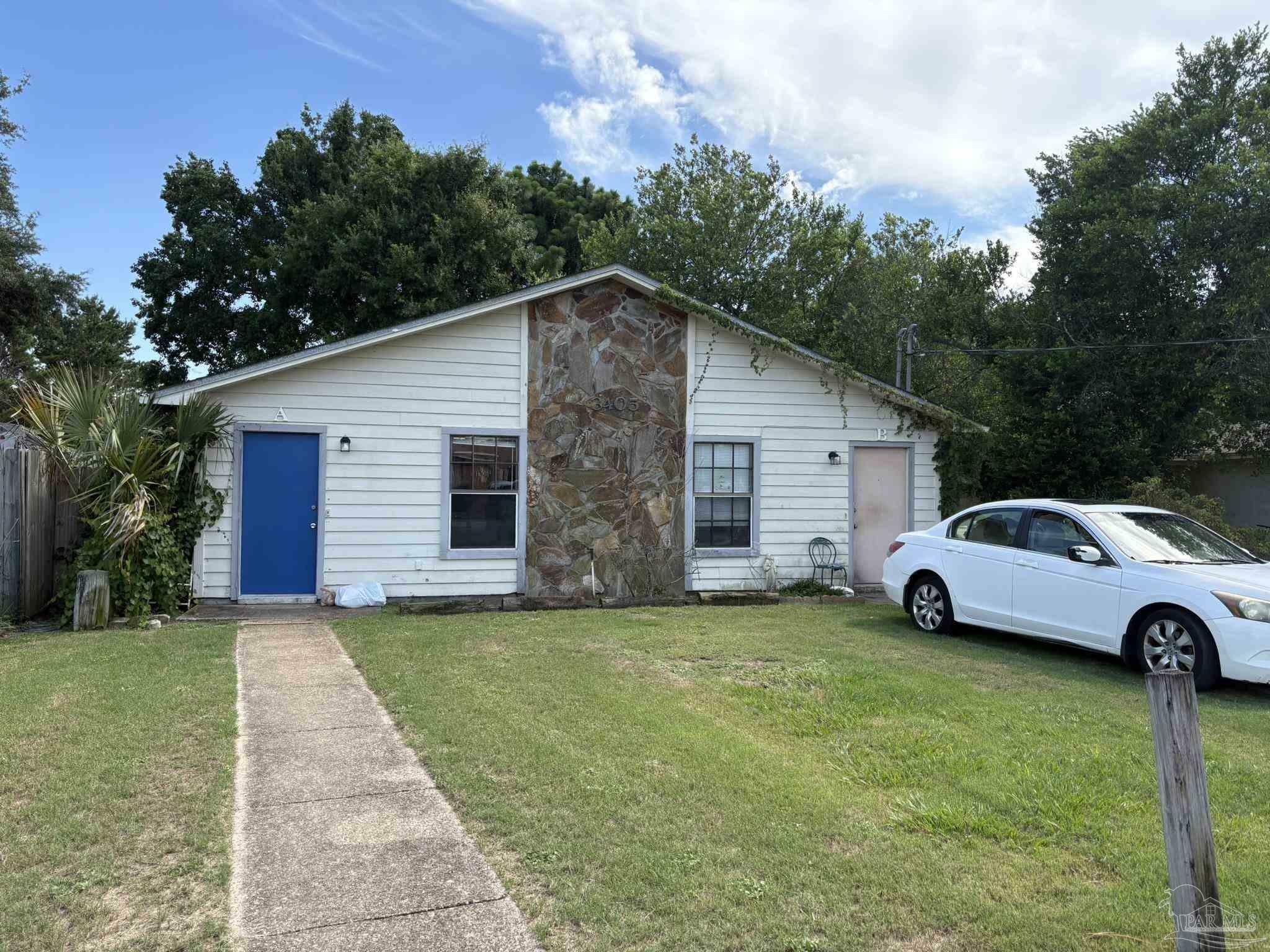 Property Photo: 3405 Green Briar Cir FL 32563