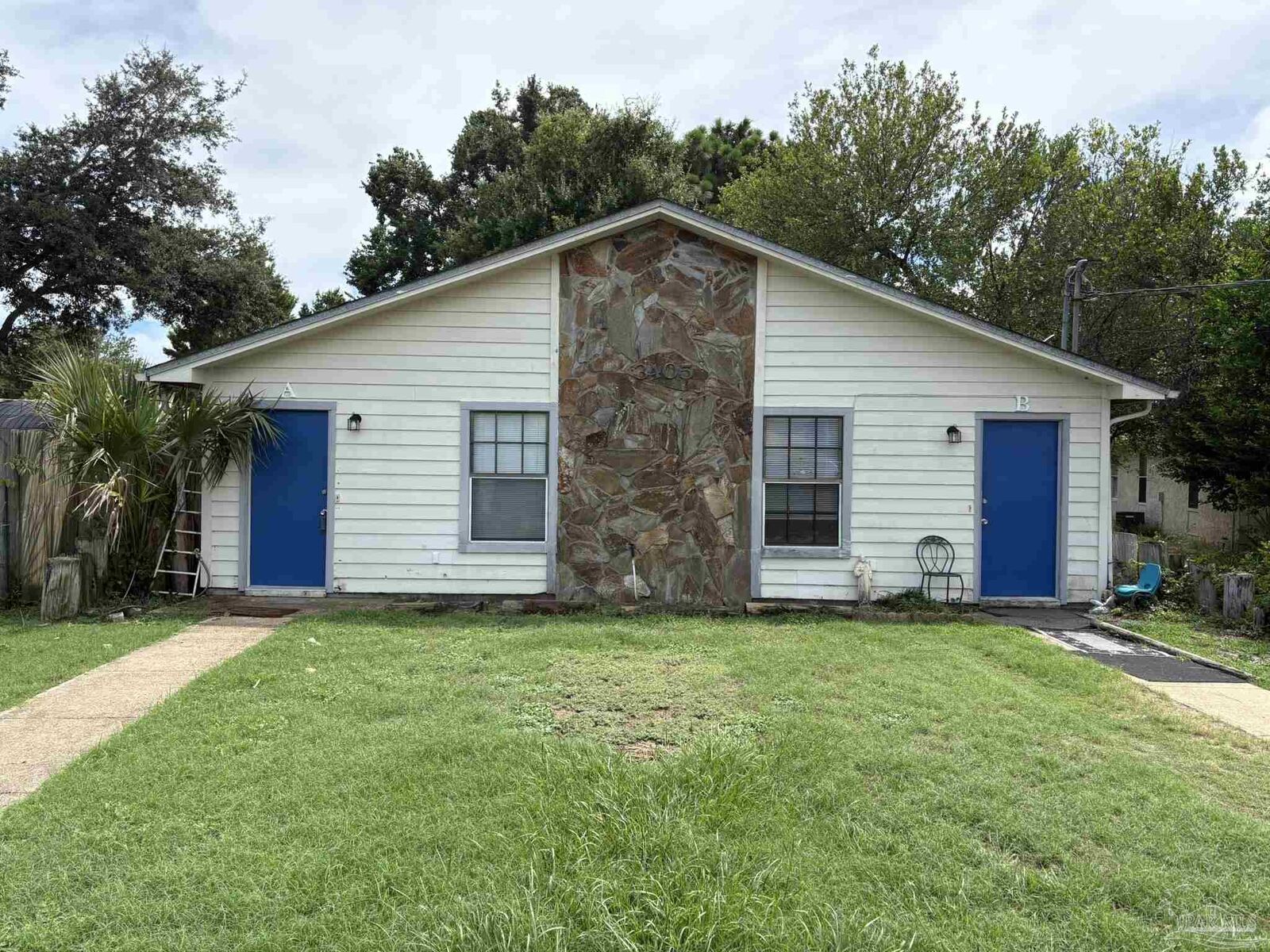 Property Photo: 3405 Green Briar Cir FL 32563