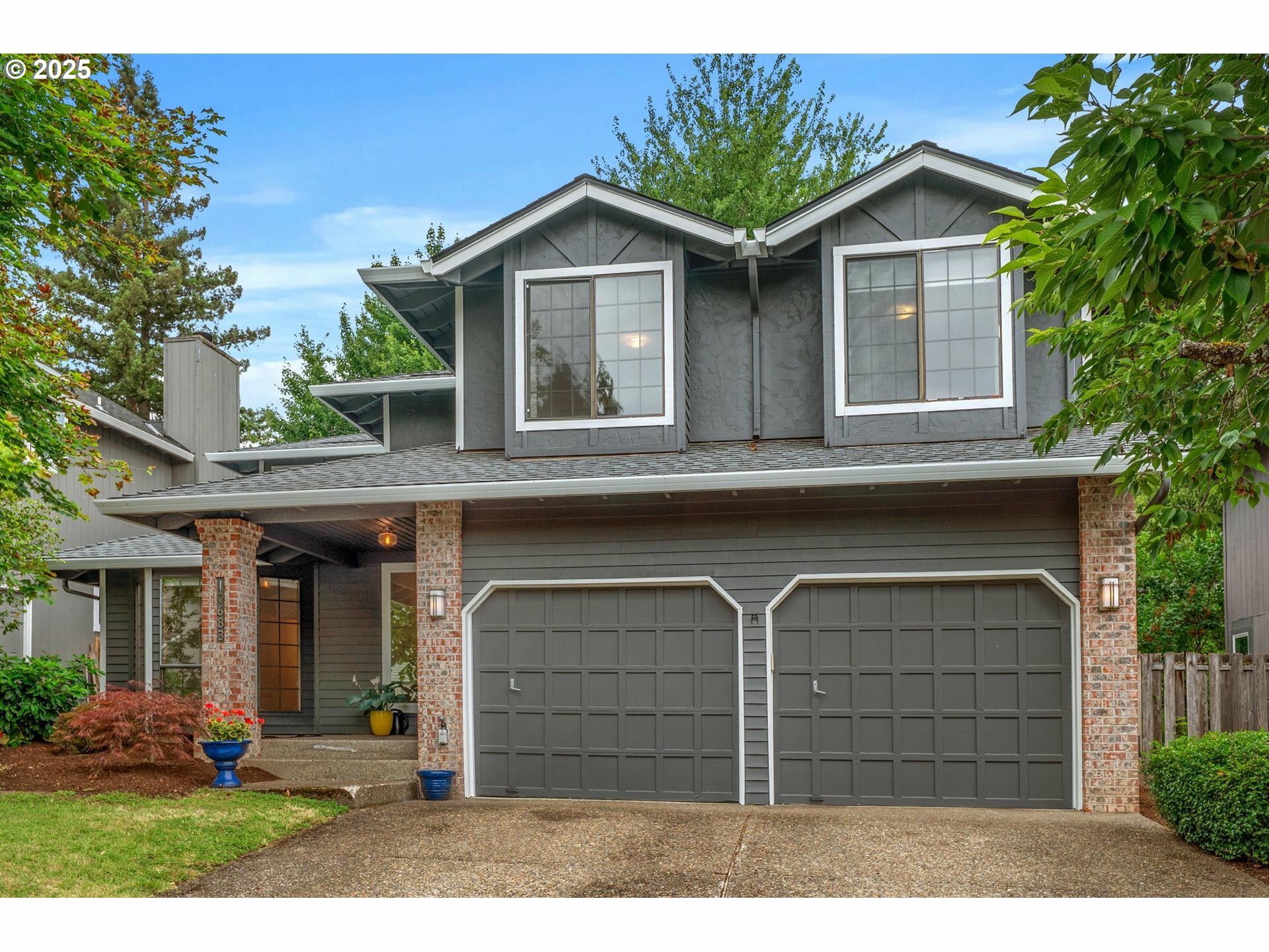 Property Photo:  10683 SW River Dr  OR 97224 