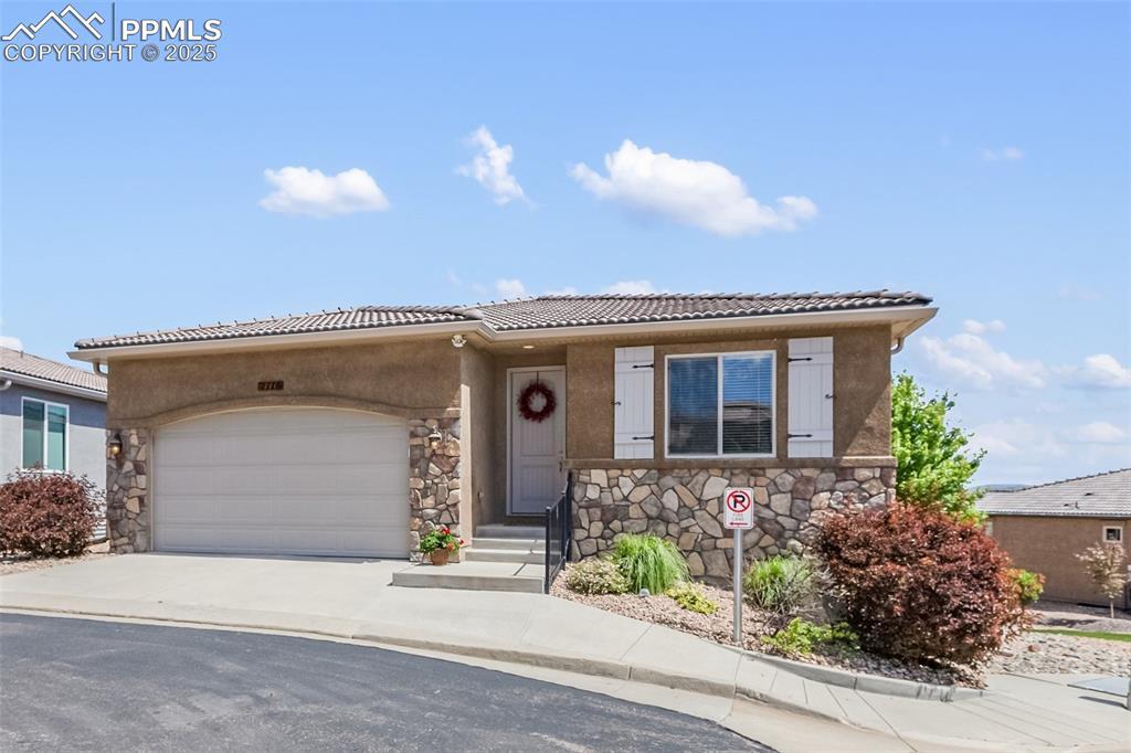 Property Photo:  2116 Lone Willow View  CO 80904 