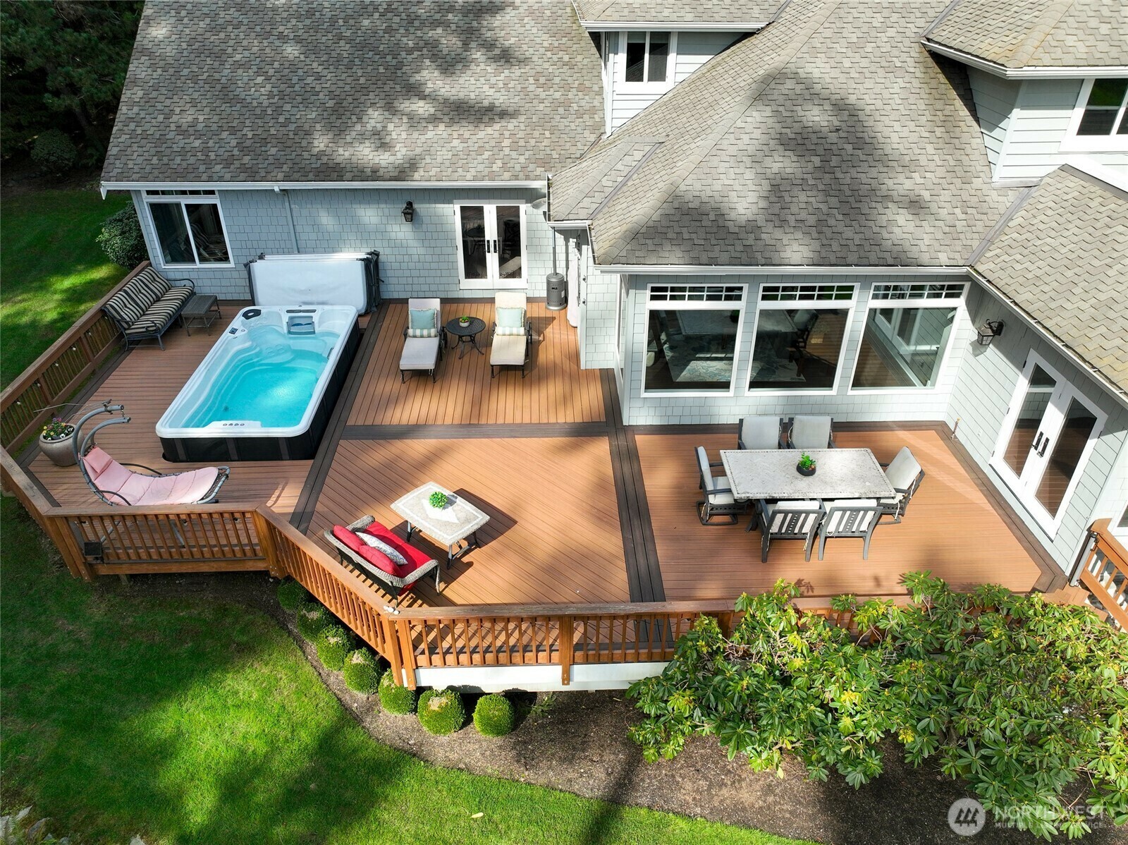 Property Photo: 16432 57th Avenue SE WA 98296