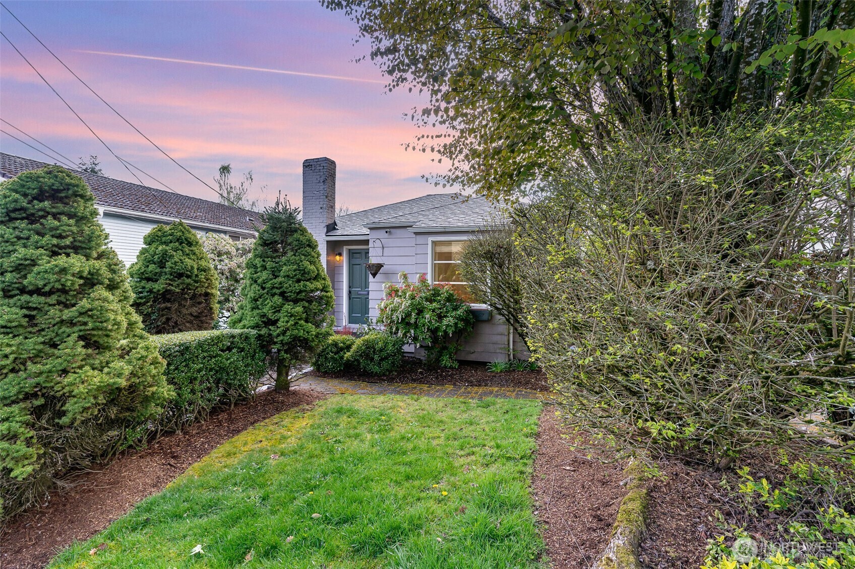 Property Photo: 1733 NE 88th Street WA 98115