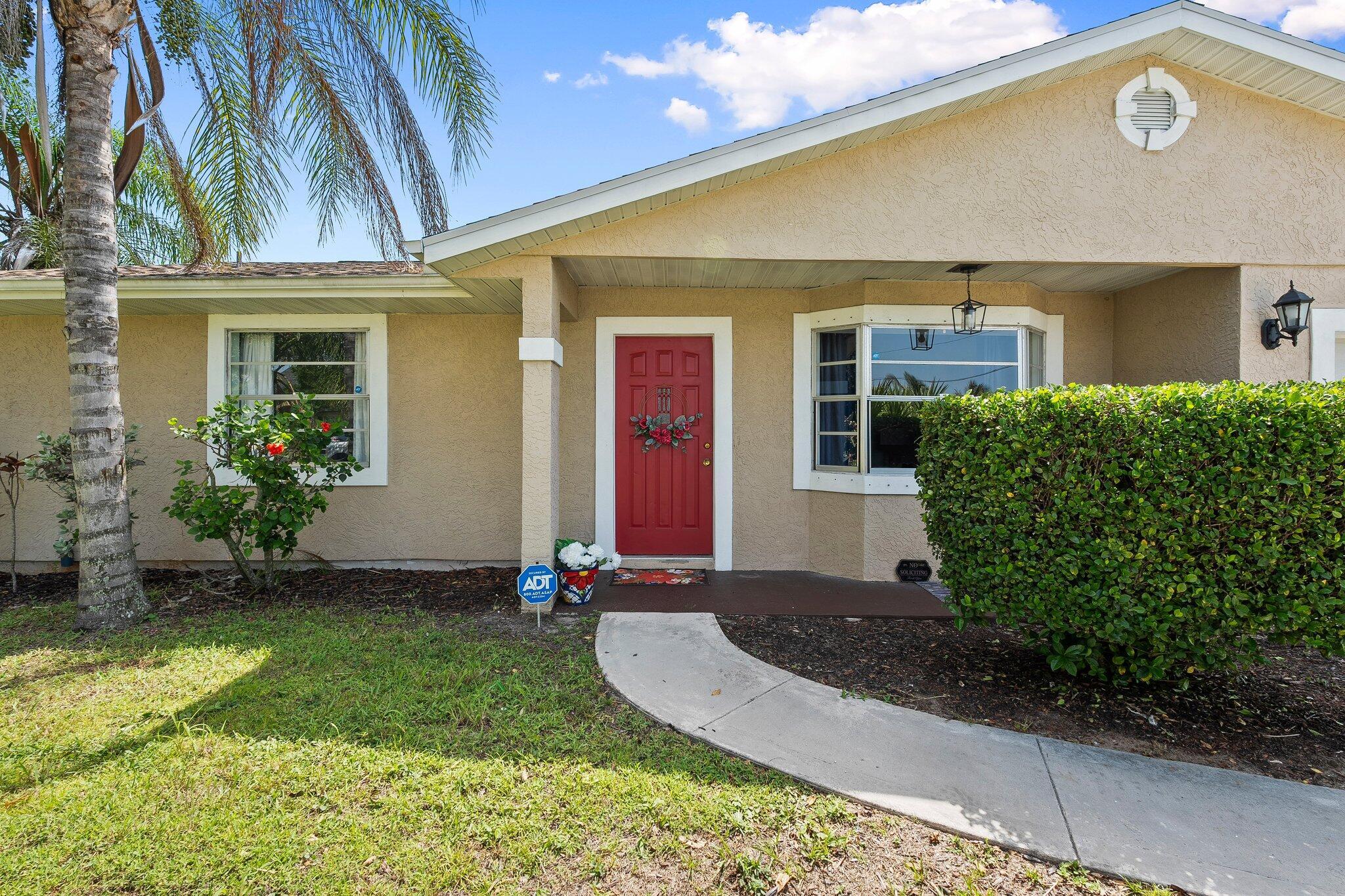 Property Photo:  1986 SW Aquarius Lane  FL 34984 
