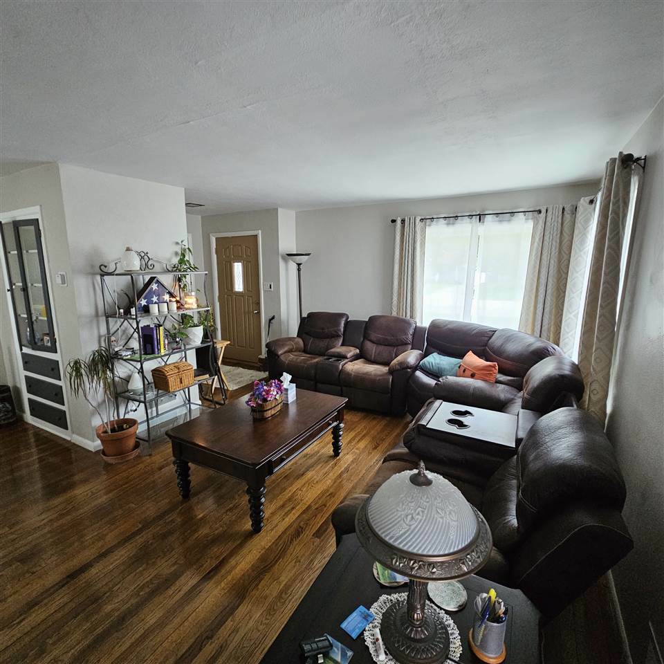 Property Photo:  603 S 20th Street  IN 47374 