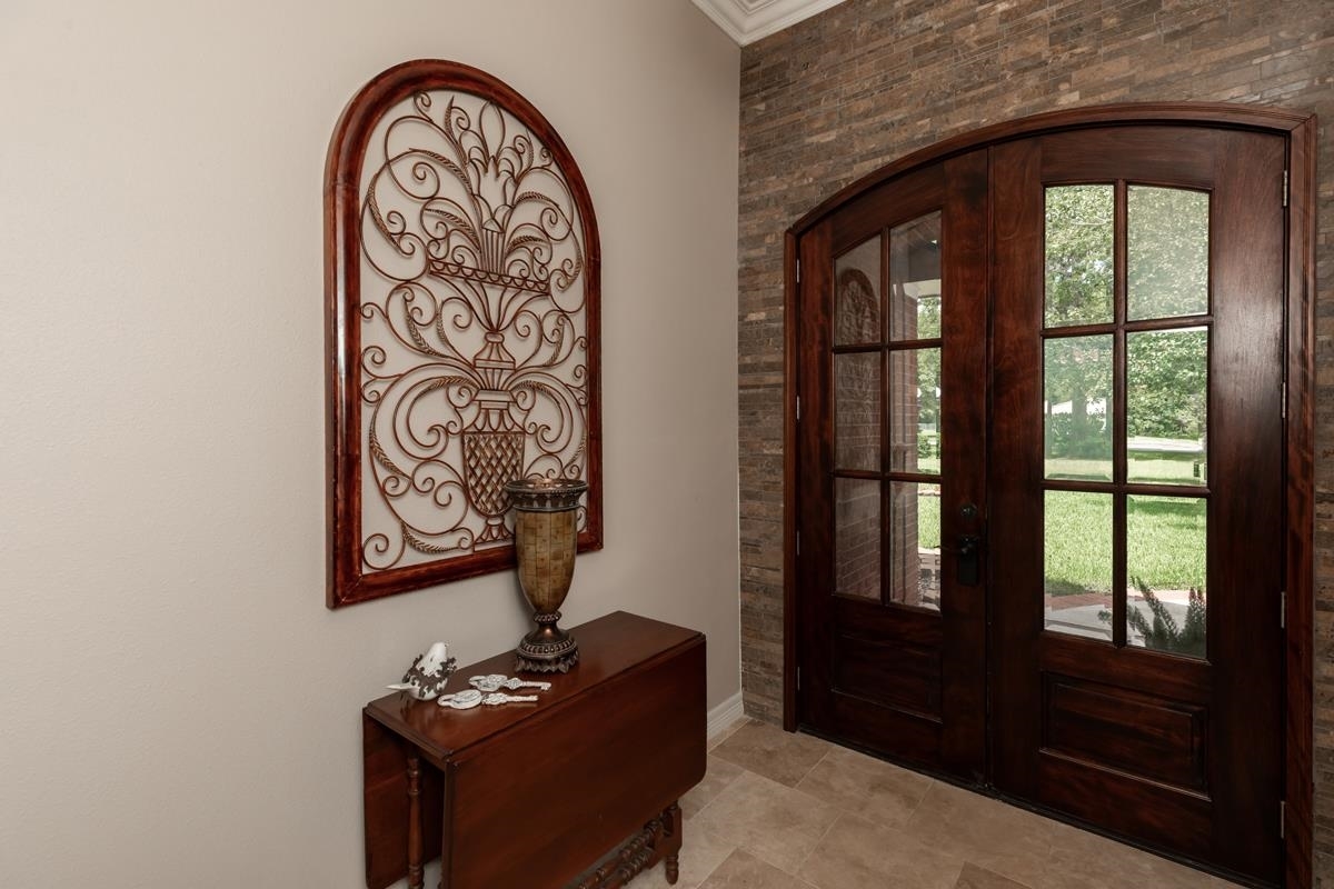 Property Photo:  250 Oakland  TX 77662 
