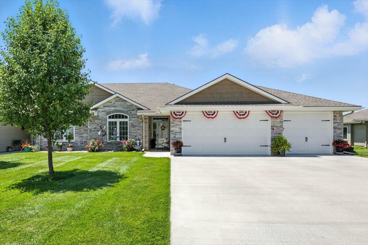 Property Photo:  5264 Carriage Road  IA 51501 