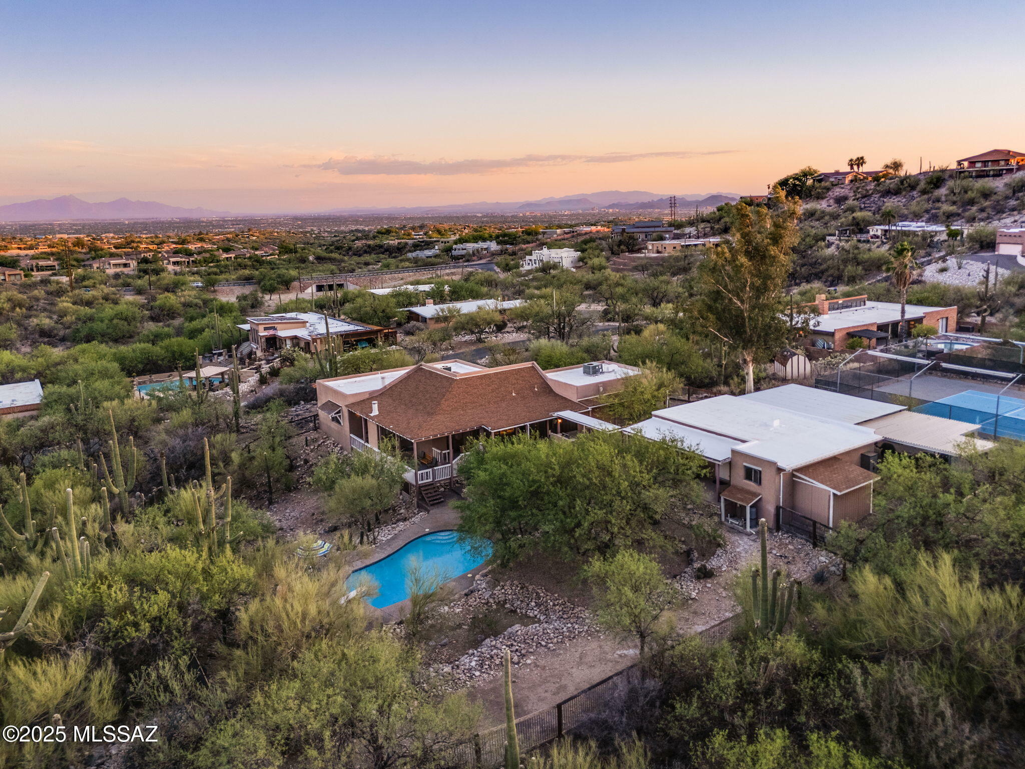Property Photo:  4311 E Placita Panuco  AZ 85718 