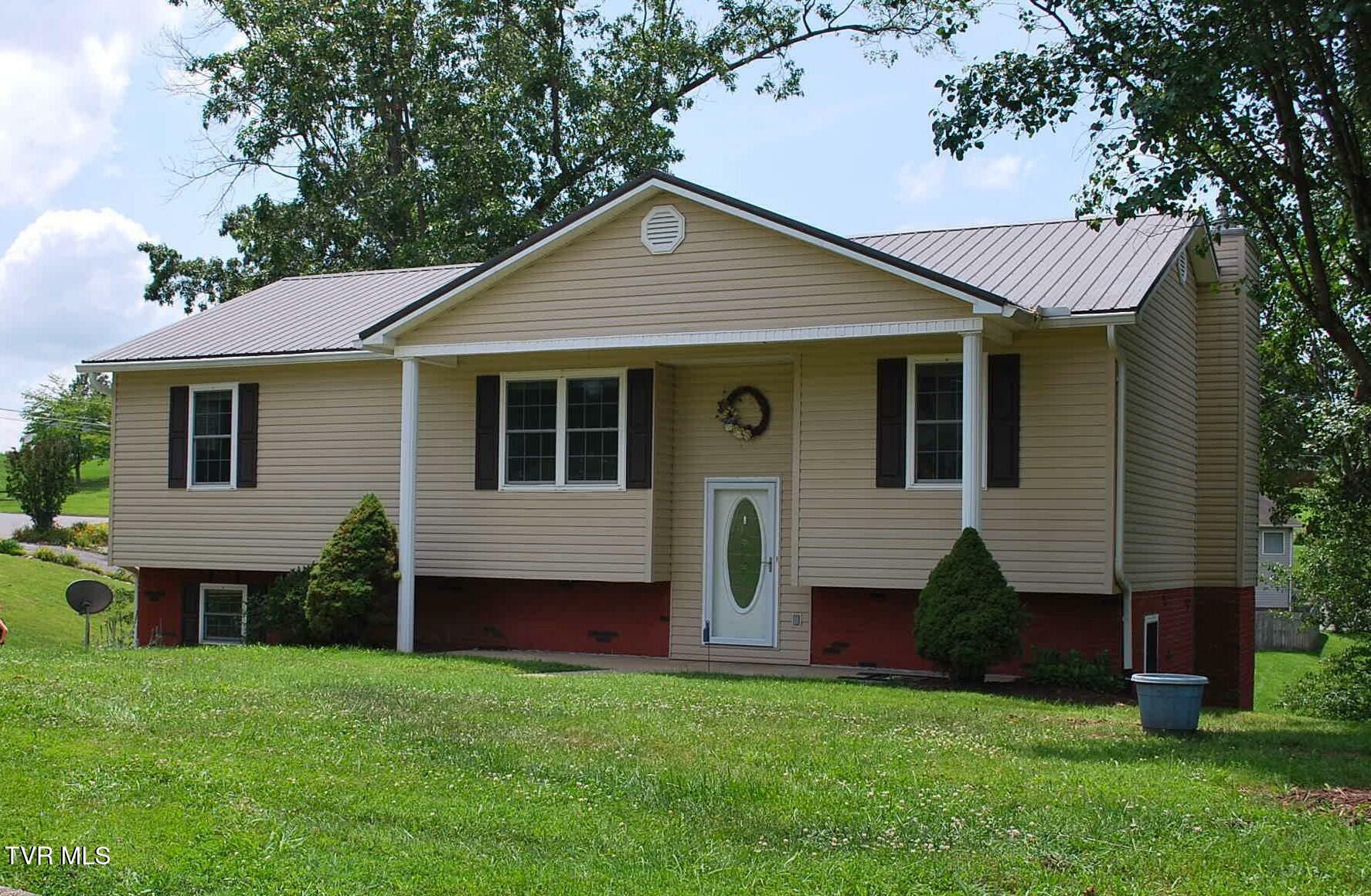 Property Photo: 115 Chimney Top Lane TN 37659