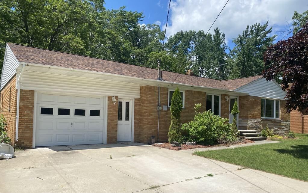 Property Photo:  140 Oriole Drive  MI 49707 