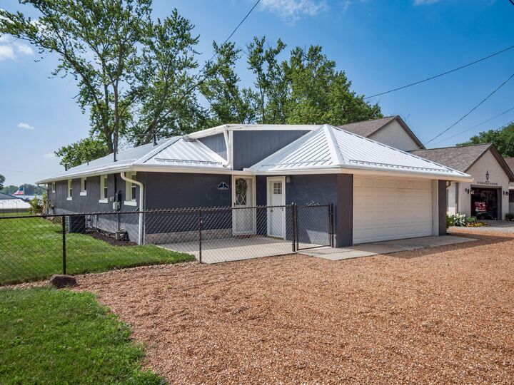 3 Lakeview Drive  Thornville OH 43076 photo