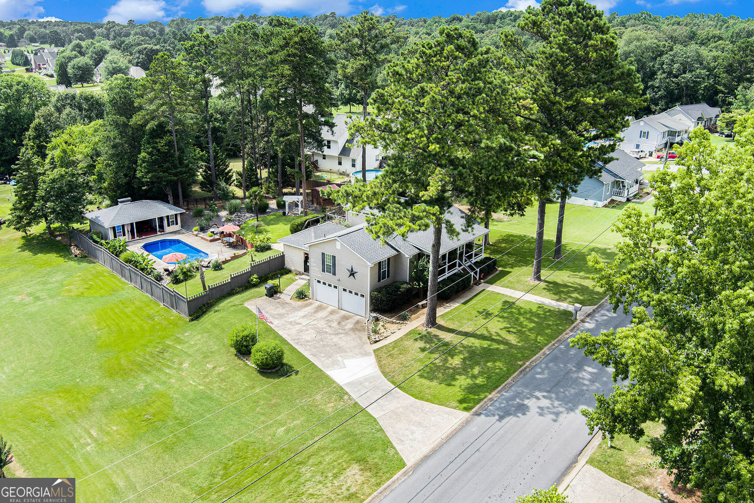 Property Photo: 205 Calloway Club Drive GA 30153