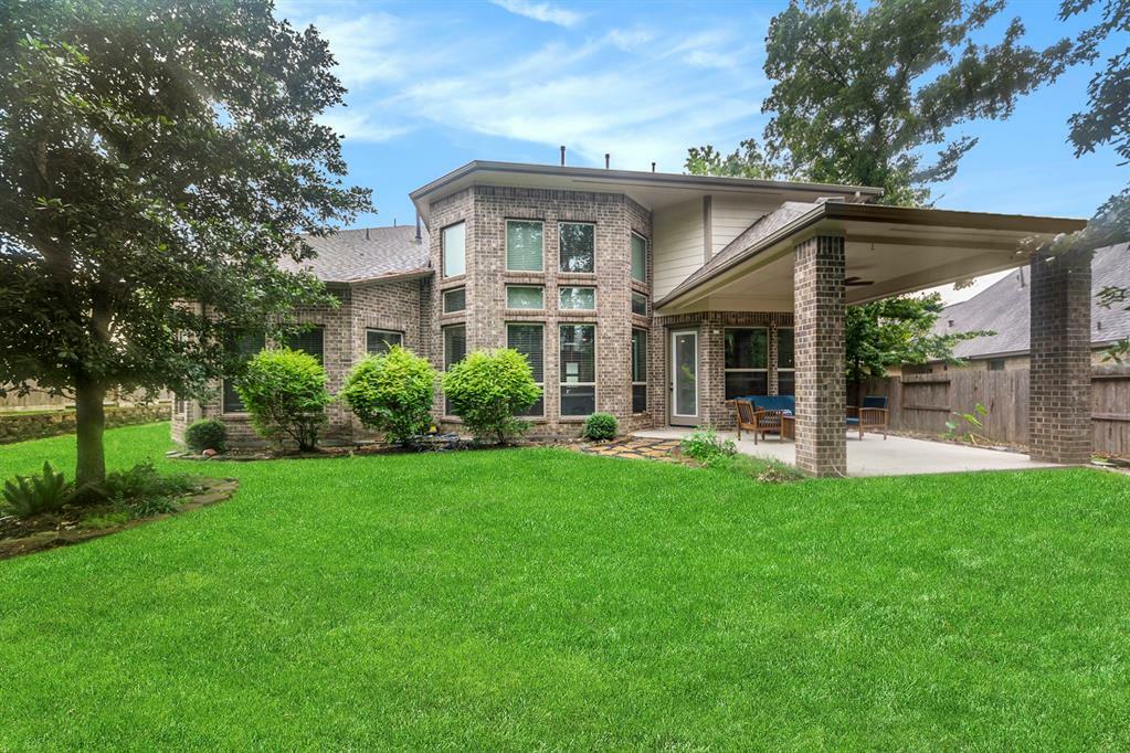Property Photo:  207 Evening Tide Way  TX 77318 