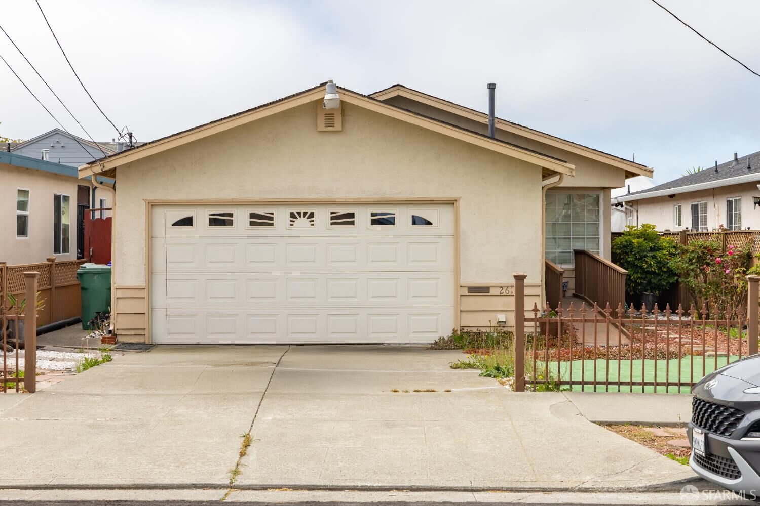 Property Photo: 2618 Virginia Avenue CA 94804