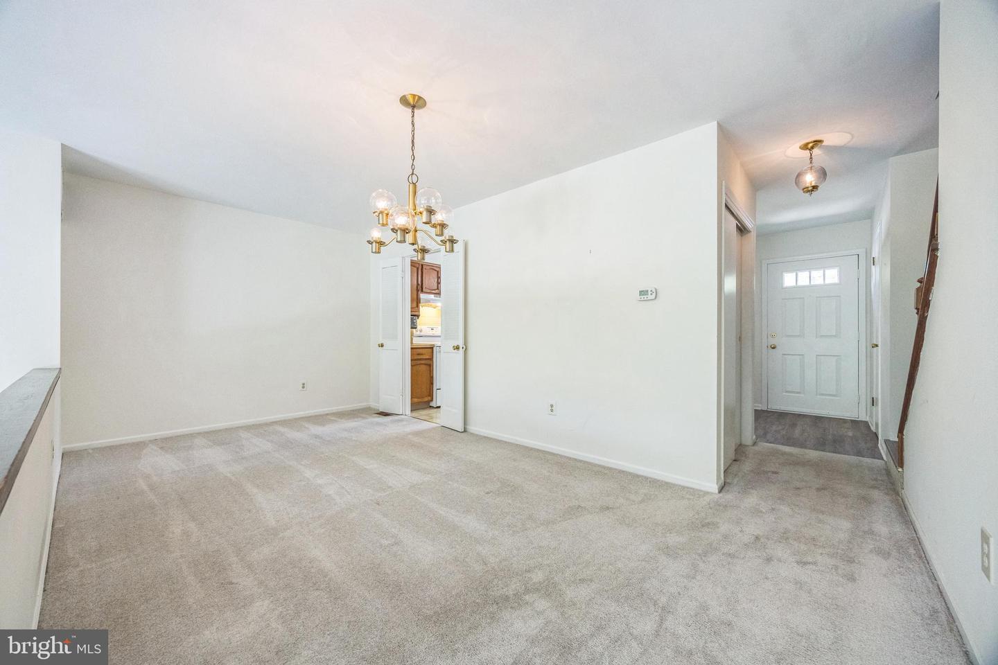Property Photo: 838 Kings Croft NJ 08034