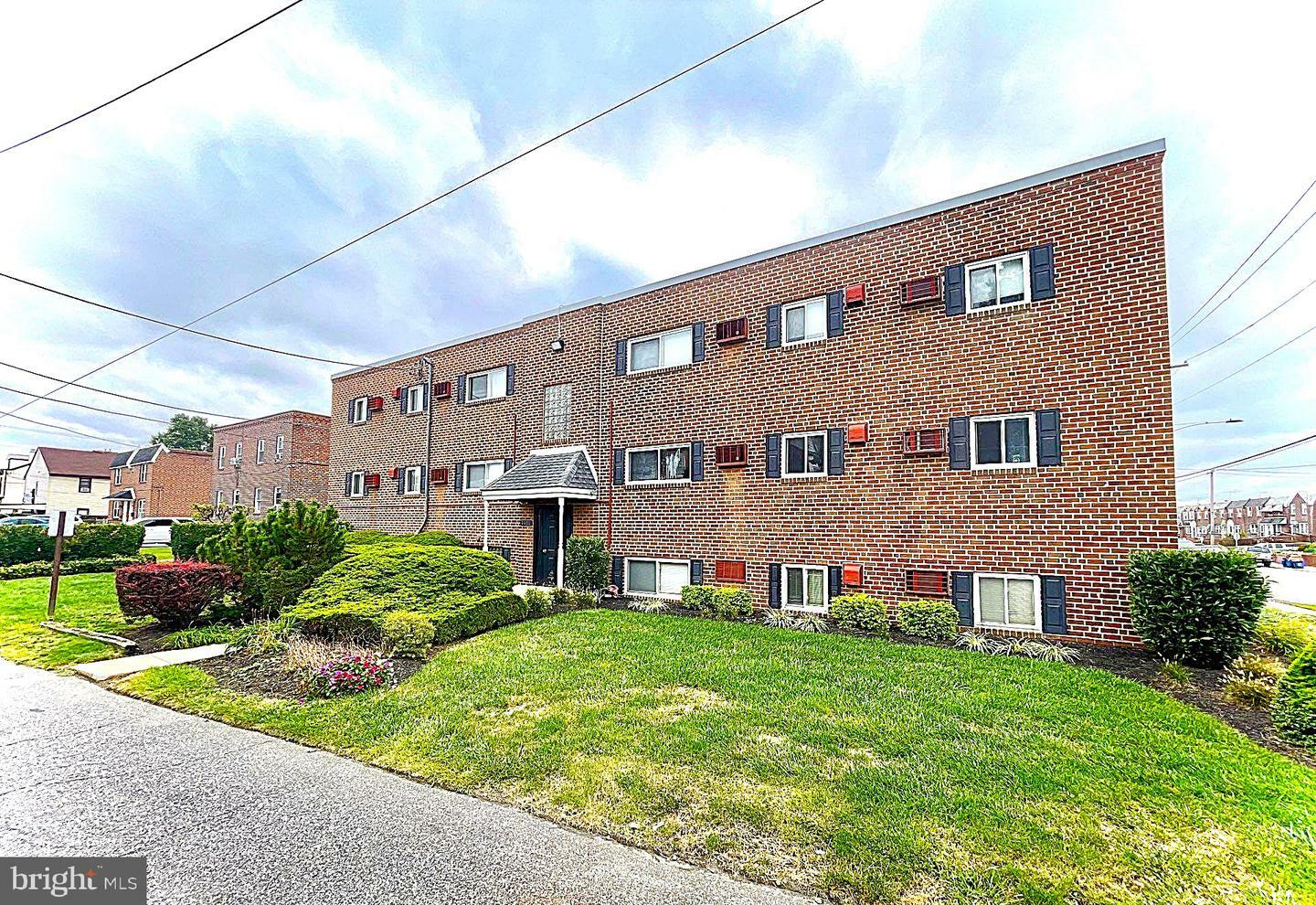 Property Photo:  4411 Sheffield Avenue 4411-6  PA 19136 
