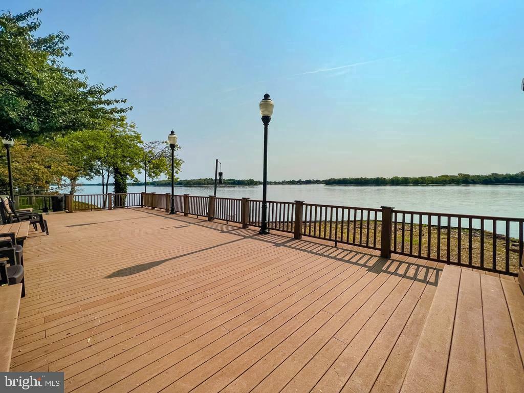 Property Photo:  71204 Delaire Landing Road 204  PA 19114 