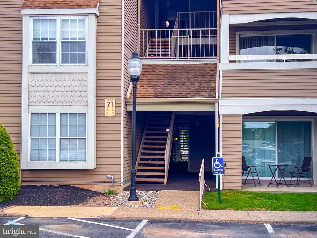 Property Photo: 71204 Delaire Landing Road 204 PA 19114