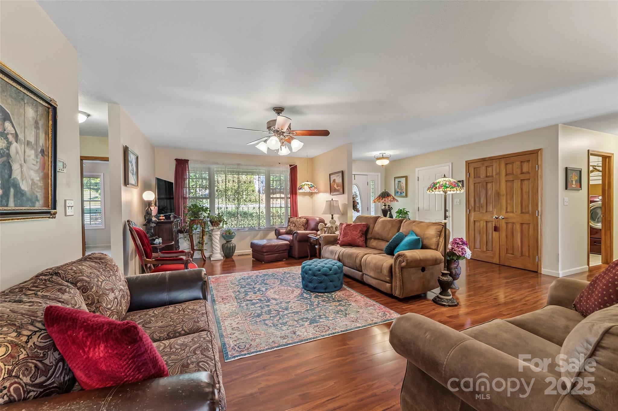 Property Photo: 860 Asbury Road NC 28715