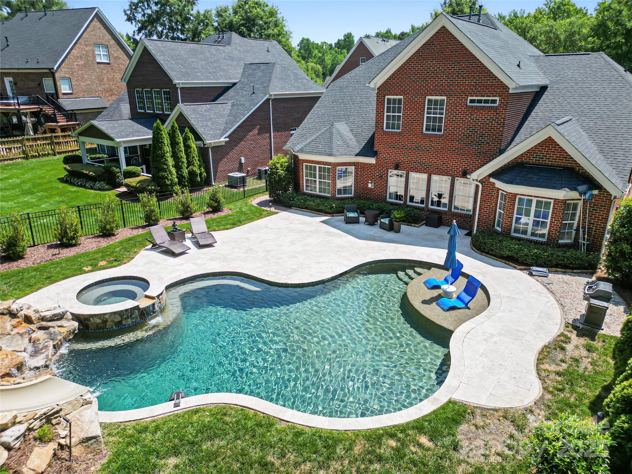 Property Photo:  2504 River Oaks Drive  NC 28173 