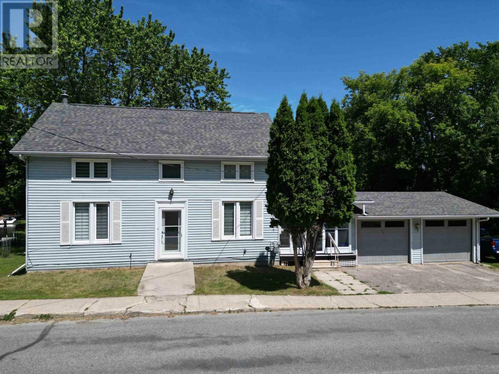 824 River Drive  Kenora ON P9N 1K3 photo