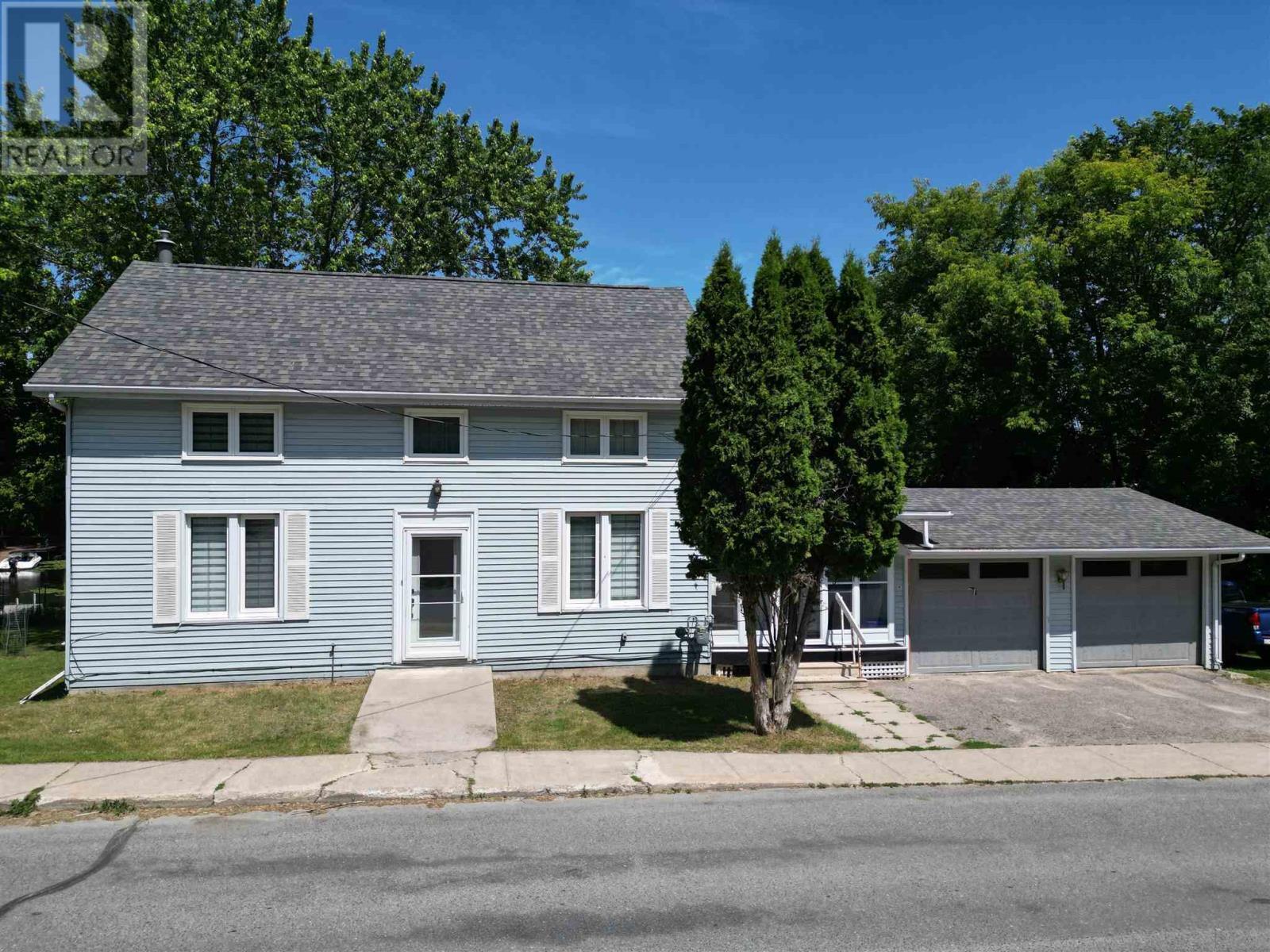 824 River Drive  Kenora ON P9N 1K3 photo