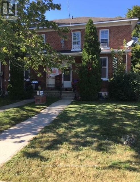 Property Photo: 46 - 48 Lombard Street 2 ON N4L 1X5