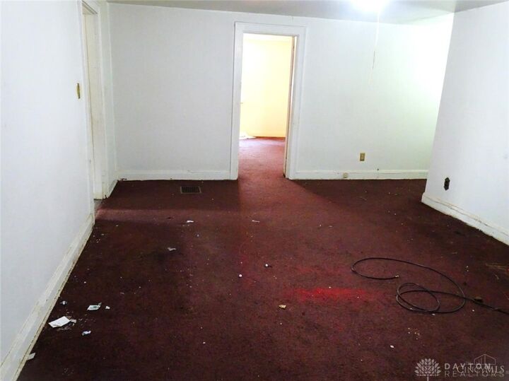 Property Photo: 2722 Orland Avenue 2 OH 45211