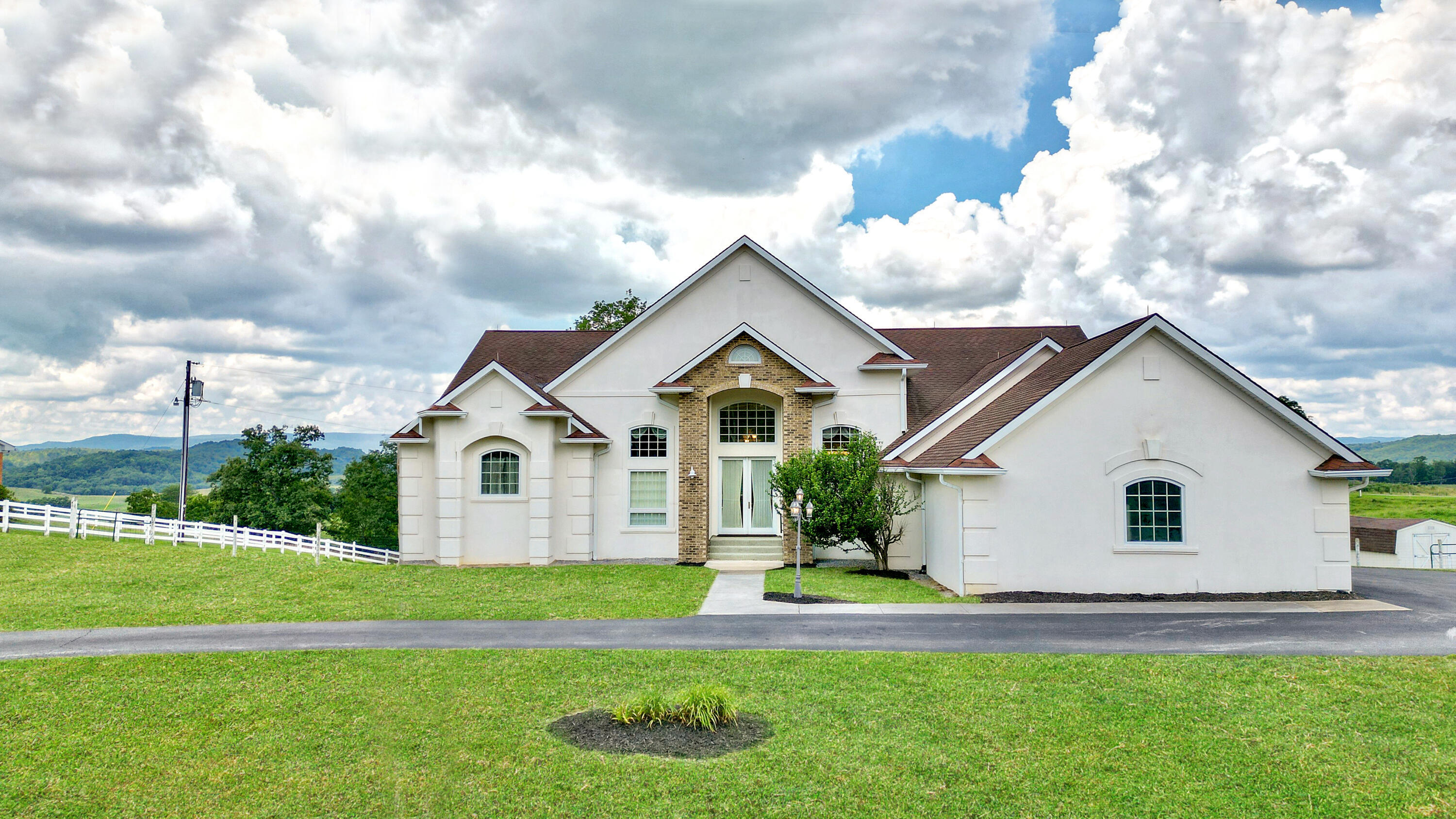 Property Photo: 19829 Seneca Trail, North WV 24957