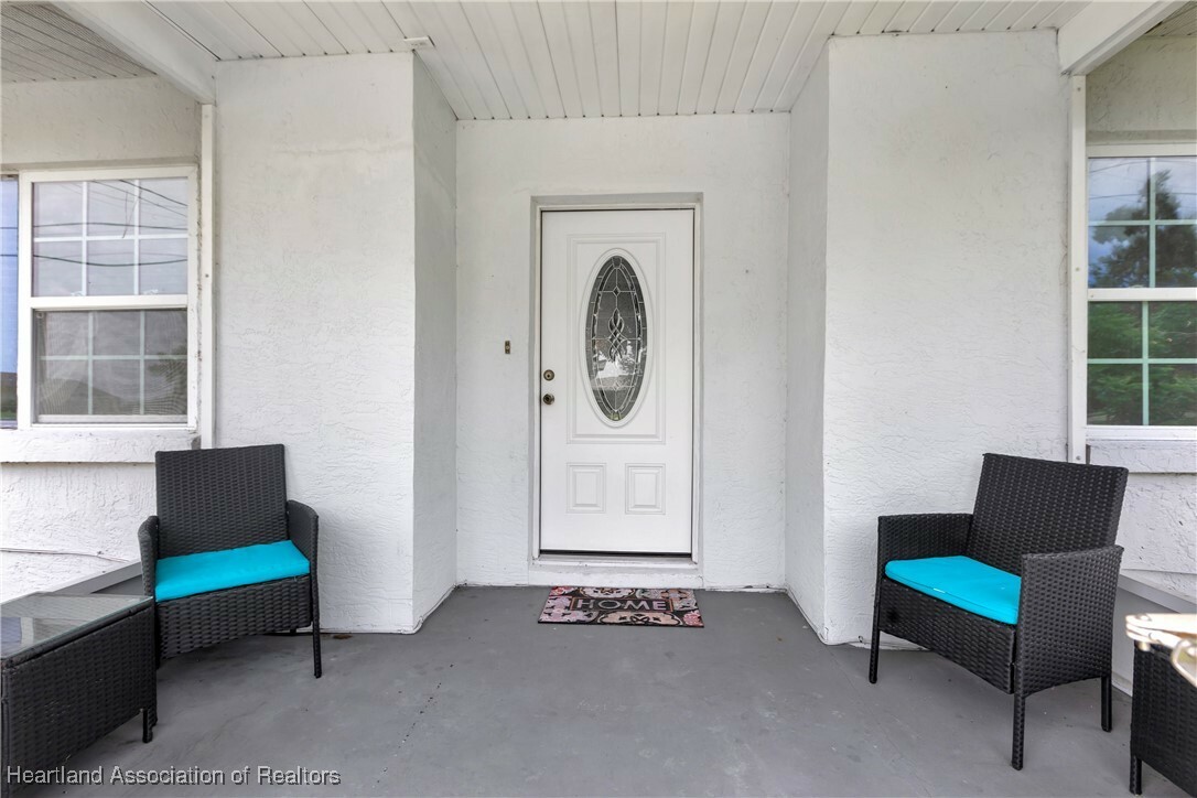 Property Photo:  3510 Lakeview Drive  FL 33870 