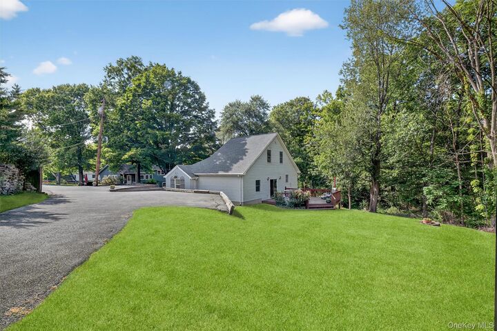 Property Photo:  62 Lakeside Drive  NY 12553 