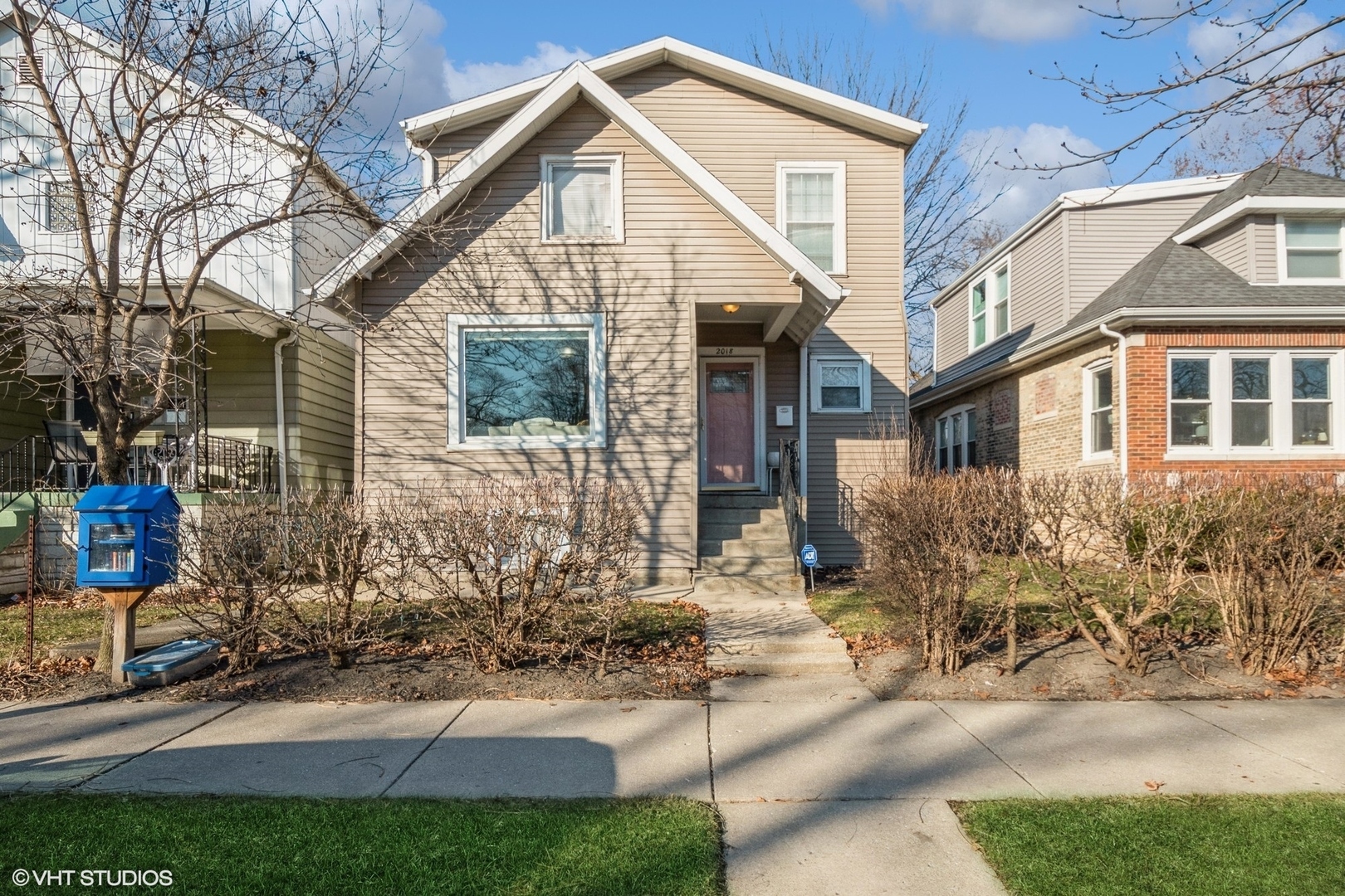 Property Photo: 2018 Dodge Avenue IL 60201