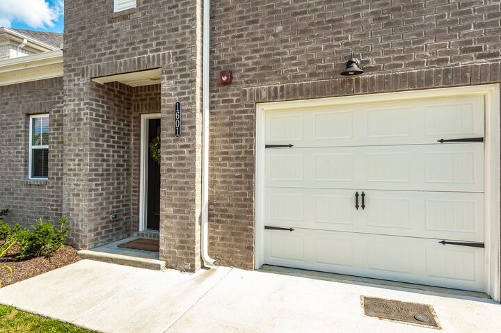 Property Photo:  204 Douglas Bend Rd 1601  TN 37066 