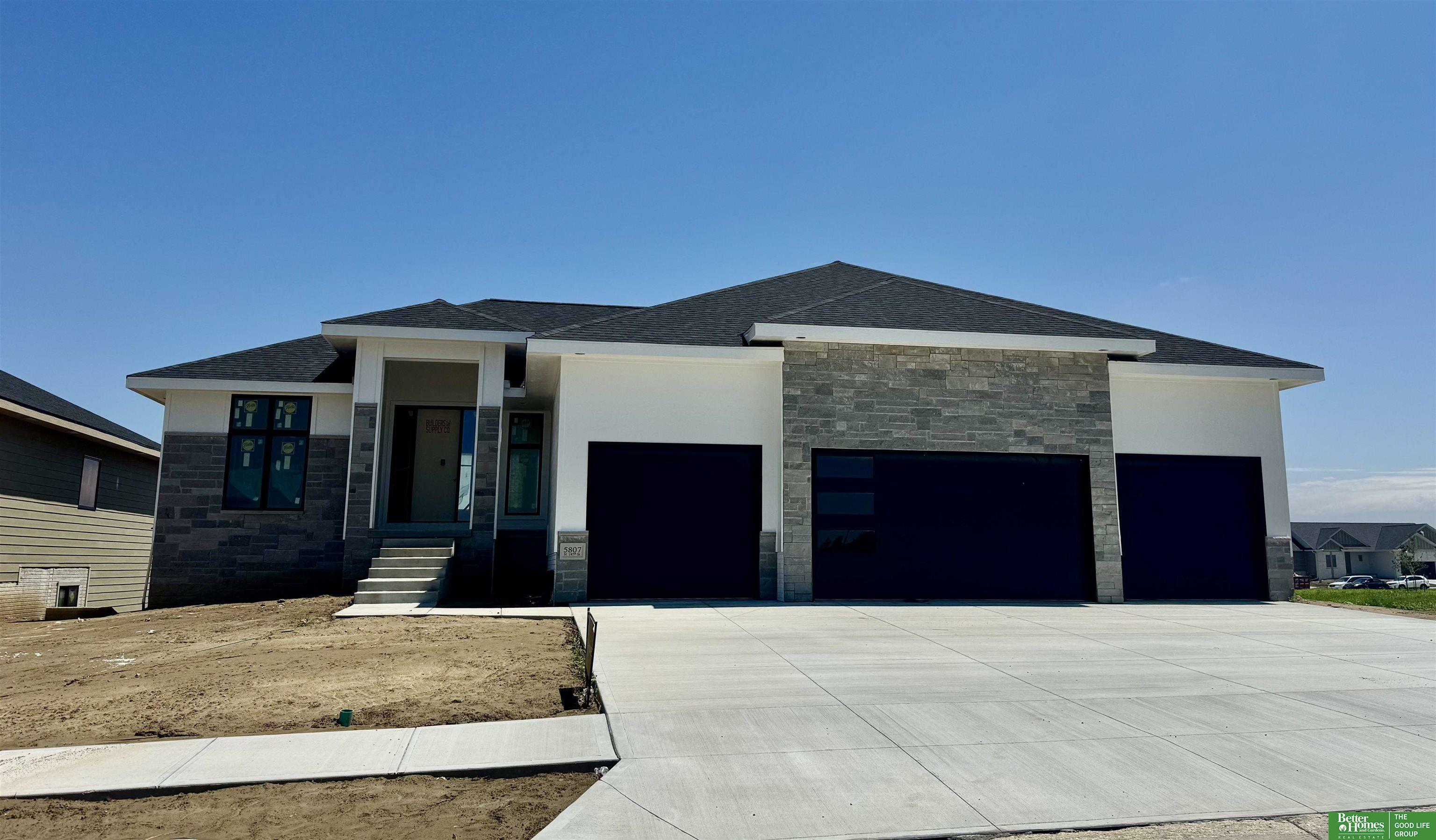 5807 N 197th Street  Elkhorn NE 68022 photo