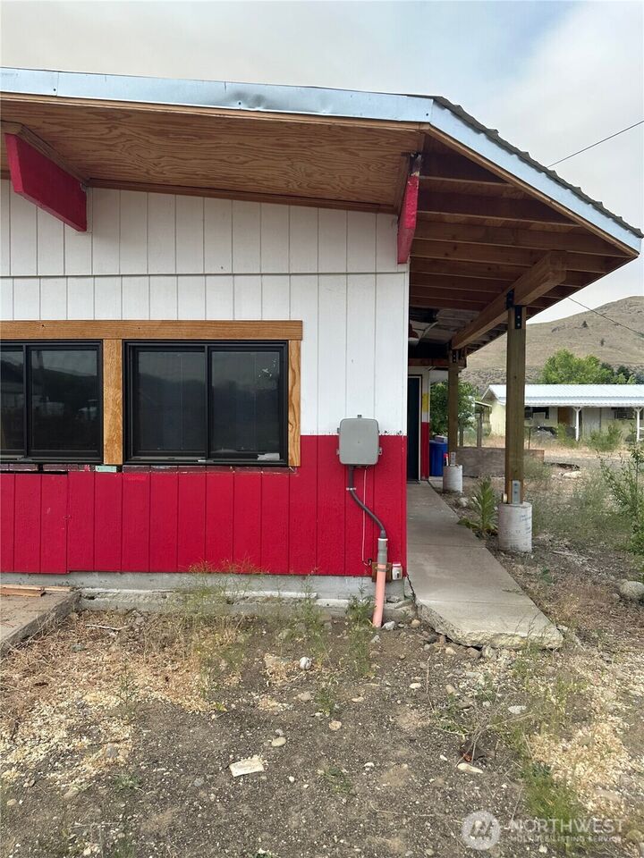 Property Photo:  3020  Washington 153  WA 98856 