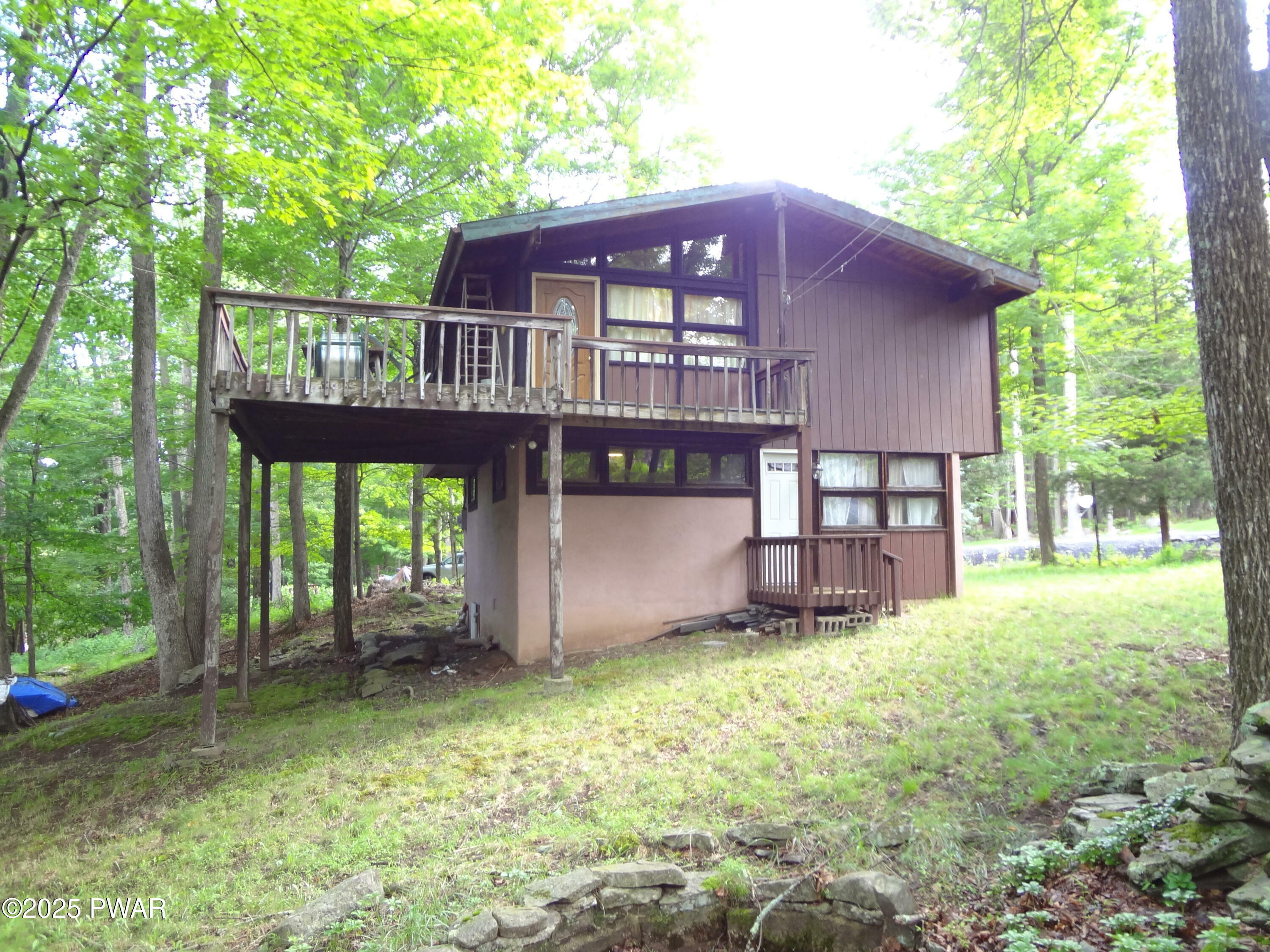 Property Photo: 101 Gum Terrace PA 18426