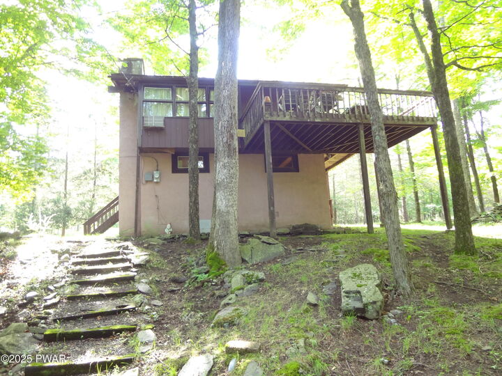 Property Photo:  101 Gum Terrace  PA 18426 