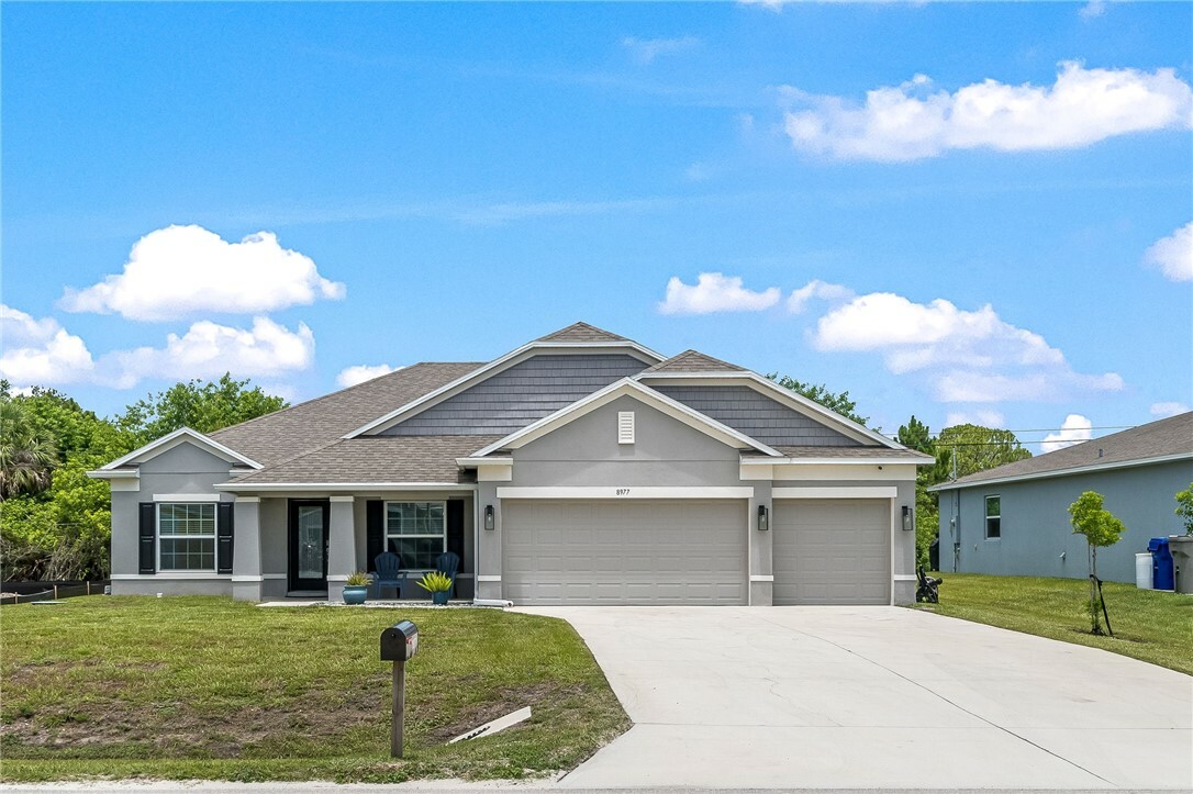 Property Photo:  8977 101st Avenue  FL 32967 