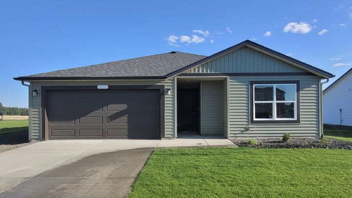 718 E L St  Deer Park WA 99006 photo