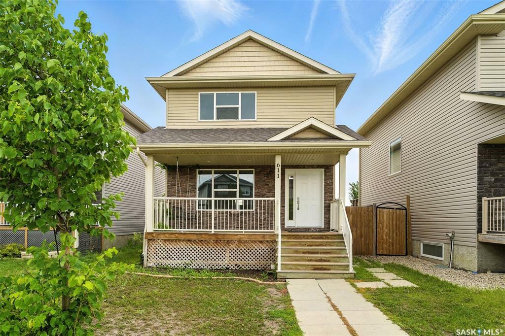 Property Photo:  611 Padget Lane  SK S7M 0H3 