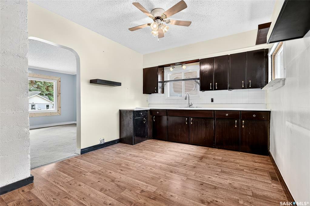 Property Photo: 941 Vaughan Street SK S6H 5N9